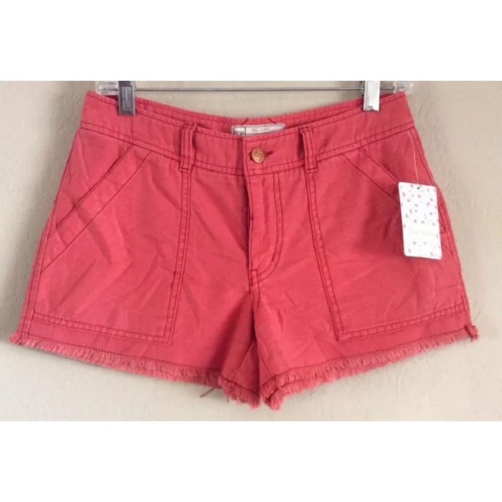 (a62) NEW Red short shorts FREE PEOPLE size 2